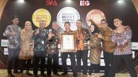 Pegadaian terima penghargaan Indonesia Most Trusted Company. [Ist]