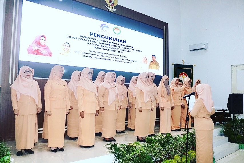Pengukuhan pengurus DWP UP Diskominfo Kukar periode 2019-2024