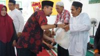 Aswaja Kukar Gelar Pengajian dan Salurkan Bantuan kepada Kaum Kurang Mampu di Masjid Nurul Haq