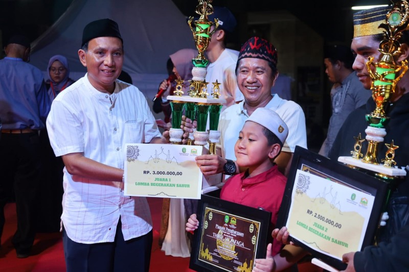 Bupati Tenggarong Tutup Festival Ramadhan dengan Harapan Kedamaian dan Kerukunan