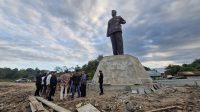 Rendi Solihin Sempatkan Diri ke Monumen Patung Bung Karno Saat Safari Ramadhan di Sangasanga