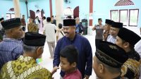 Bupati Kukar Salurkan Bantuan ke Masjid Roudhotul Firdaus, Desa Loa Duri Ilir