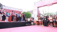 Sekda Kukar Lepas 1.600 Peserta dalam Event Lari Tenggarong City Run 2024