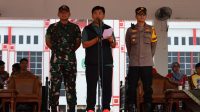 Sekda Kukar Resmi Lepas Kirab Drumband GSCL Latsitarda Nusantara XLIV/2024