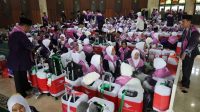Asisten I Kukar Lepas Rombongan Haji Pertama Kloter 2 Embarkasi Balikpapan